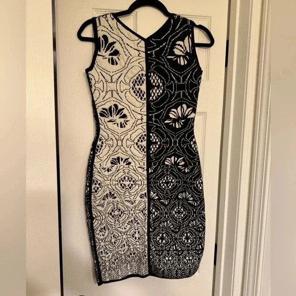 Rachel Roy Black And White Body Con  Dress Size S - Picture 6 of 6
